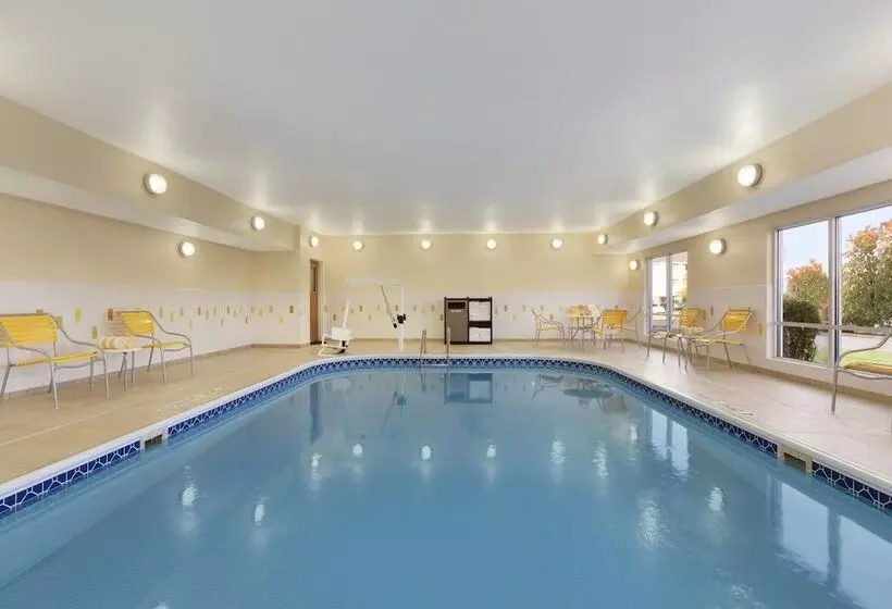 فندق Fairfield Inn Colorado Springs Air Force Academy