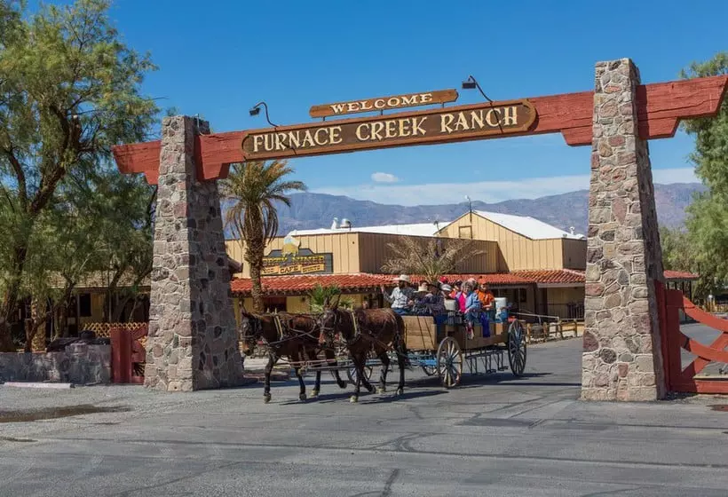 هتل The Oasis at Death Valley