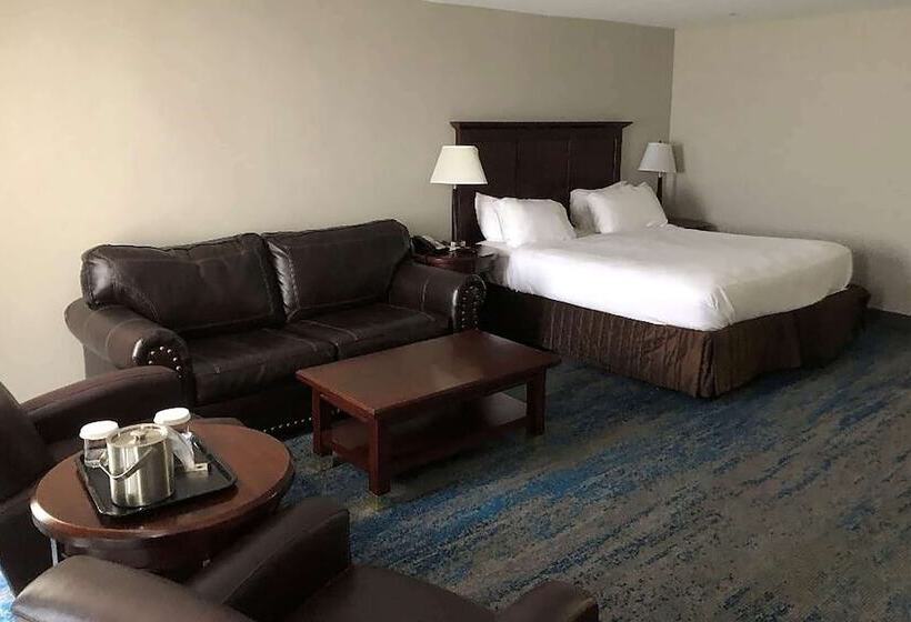 فندق Ramada By Wyndham Cleveland Independence