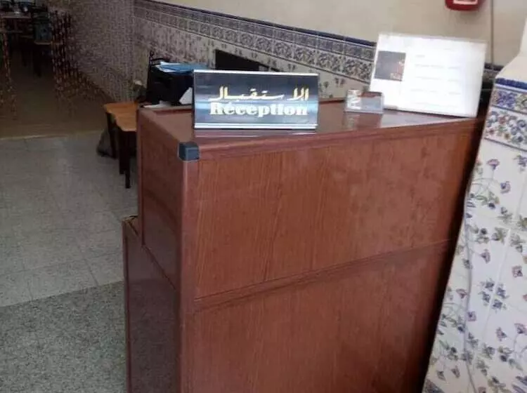 هتل Nazel El Yassamine