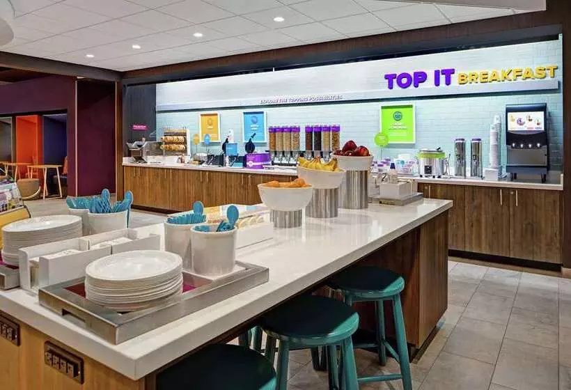 هتل Tru By Hilton Austin Airport, Tx
