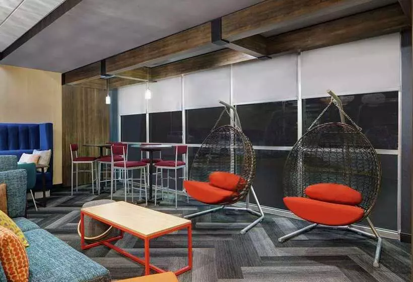 هتل Tru By Hilton Austin Airport, Tx
