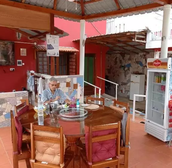 پانسیون Residencial Brigada