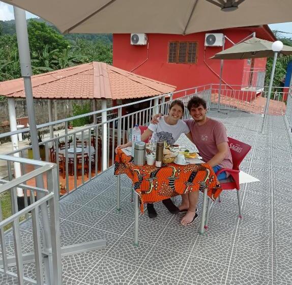 پانسیون Residencial Brigada