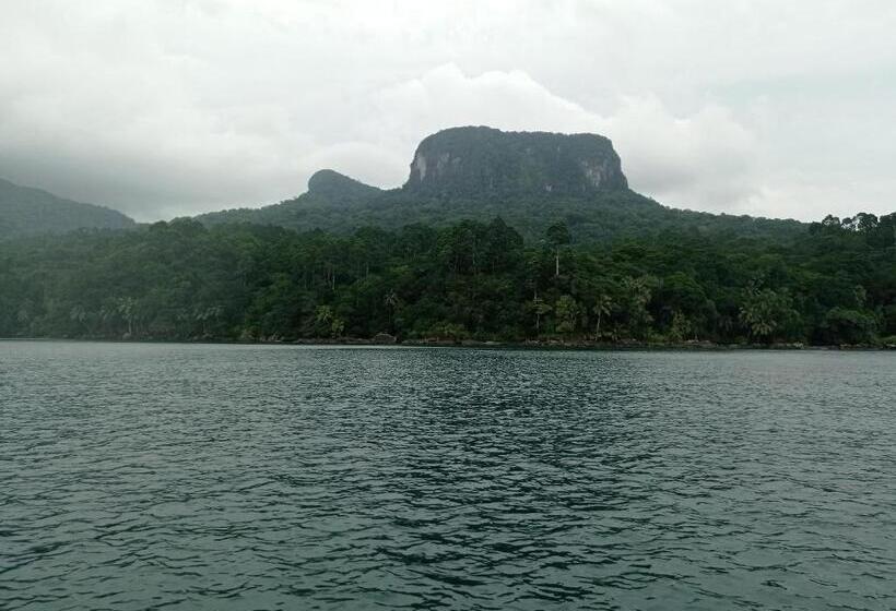 پانسیون Residencial Brigada