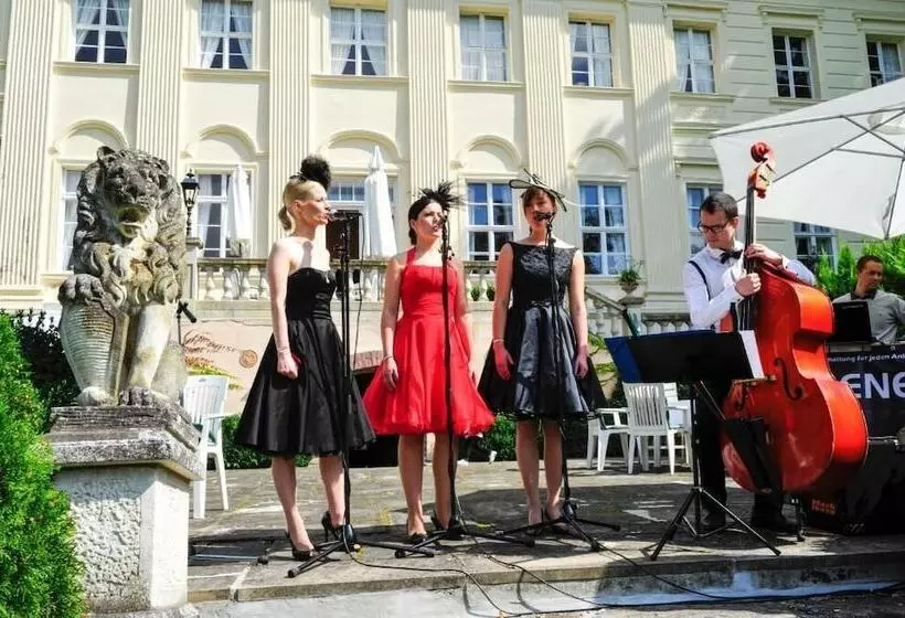 Majatalo Schloss Dretzel