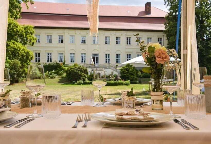 بنسيون Schloss Dretzel