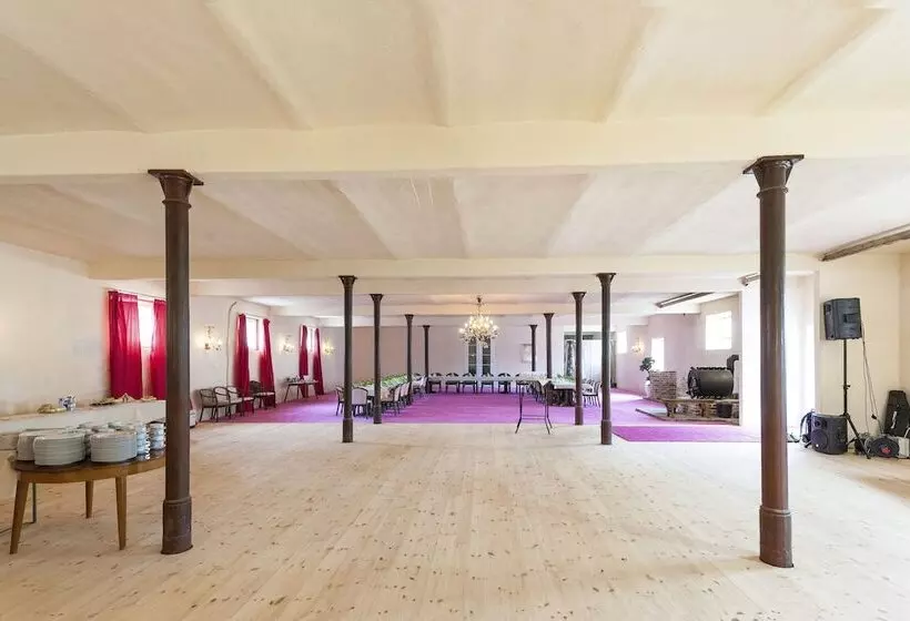 Majatalo Schloss Dretzel