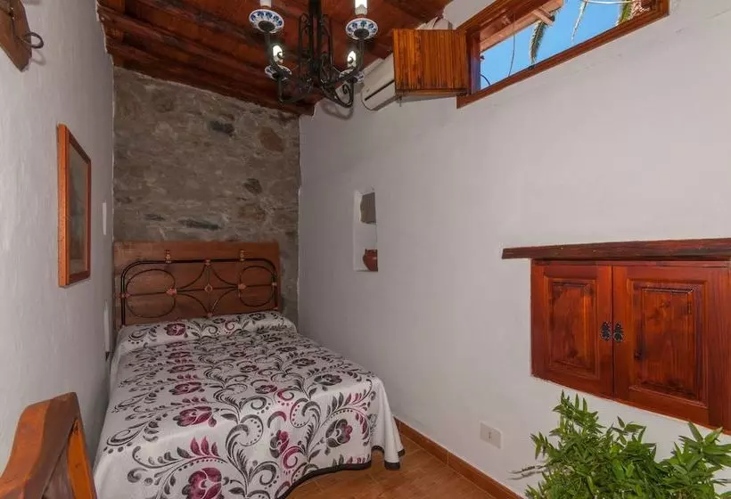 Casa Rural Piscina Privada En San Bartolome Ii