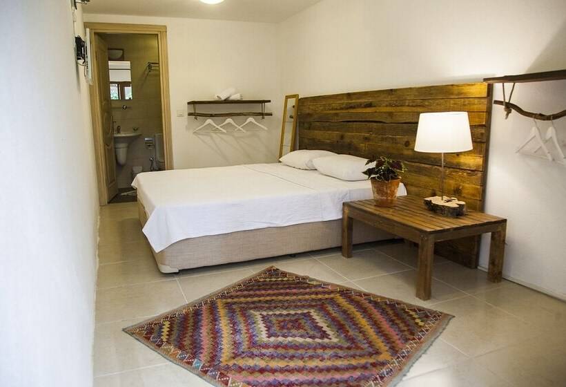 בית מלון כפרי Dane Gokova