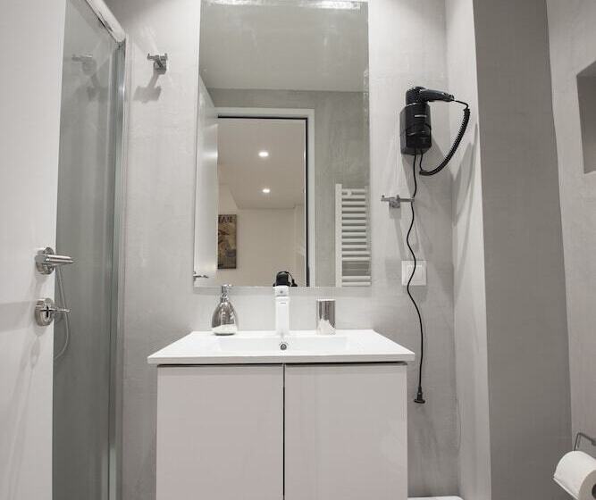 Ornament Suites, Nilie Hospitality Mgmt