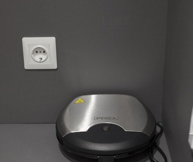 Ornament Suites, Nilie Hospitality Mgmt