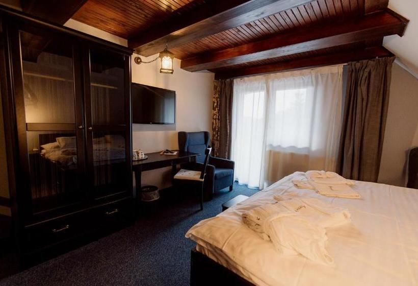 بنسيون Wellness Penzión Lampášik