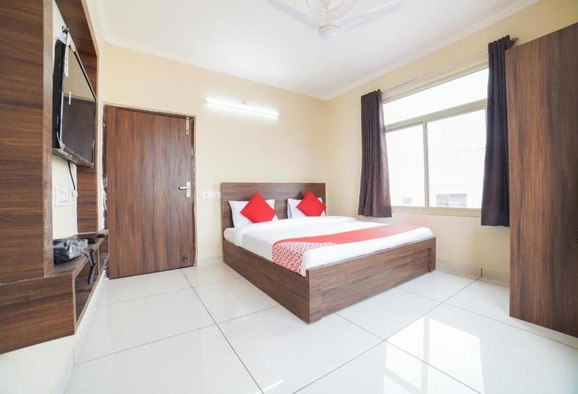 Hotel Oyo 62368 Pearl Inn