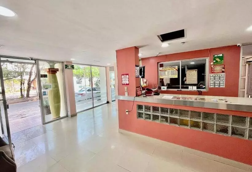 هتل Puerto Real Coatzacoalcos