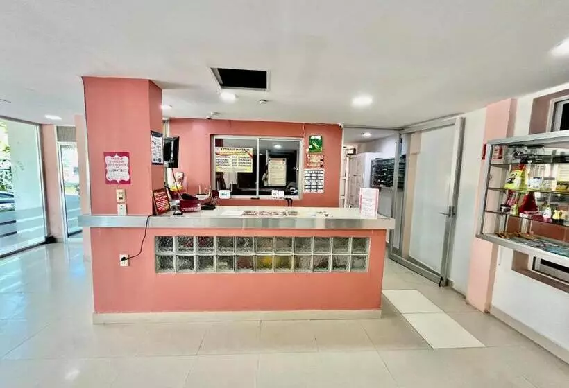 هتل Puerto Real Coatzacoalcos