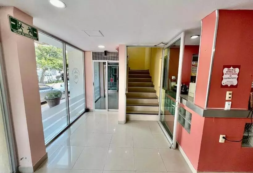 هتل Puerto Real Coatzacoalcos