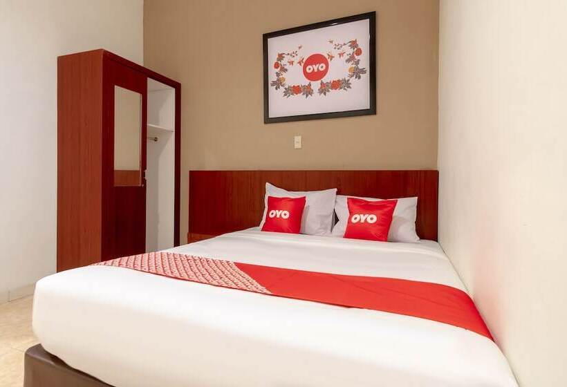 בית מלון כפרי Oyo 1668 Yvel Residence