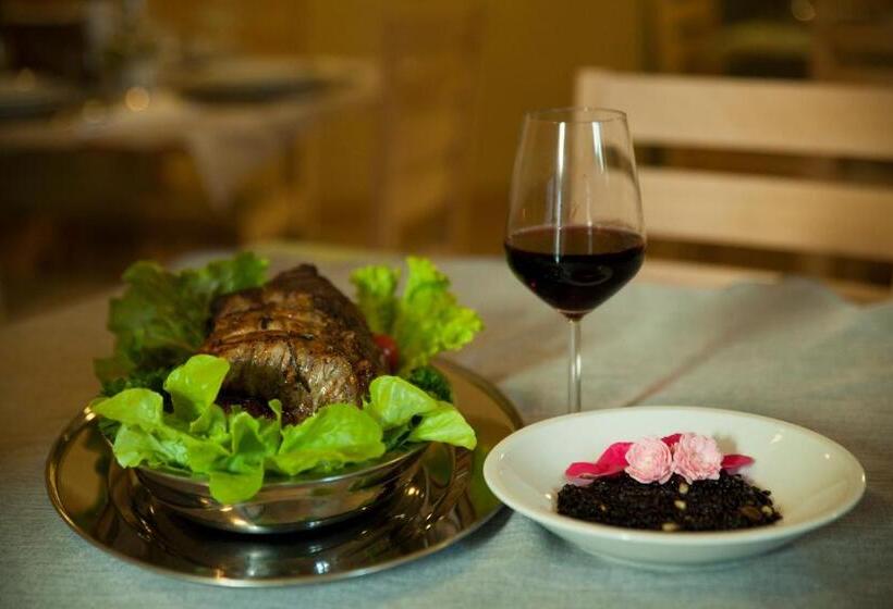 Ostello Del Monastero