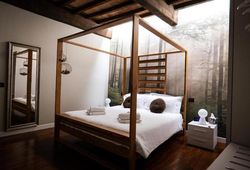 پانسیون Old Town Boutique Rooms