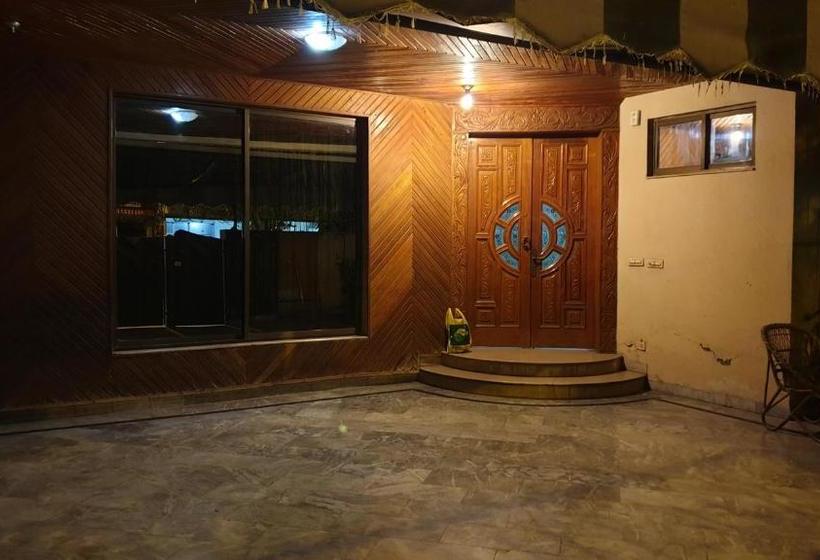 تختخواب و صبحانه Guest Inn