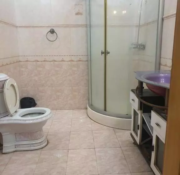 تختخواب و صبحانه Guest Inn