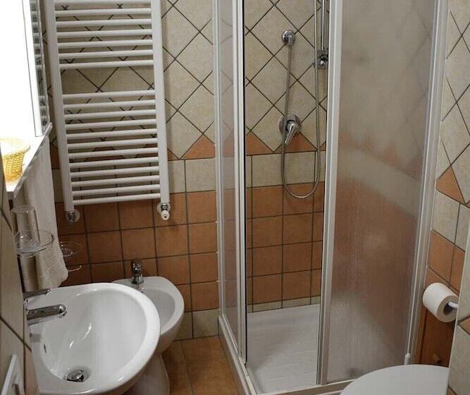 膳宿费 Vico D'ercole