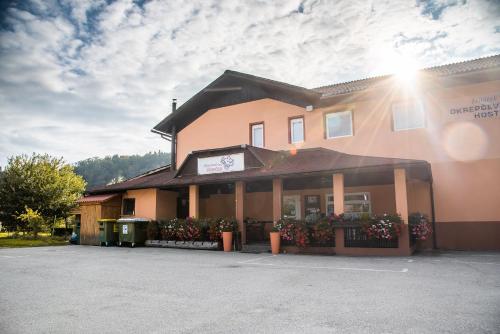 هاستل Rooms At Trimček