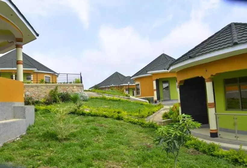 هتل Karobwa Summit View