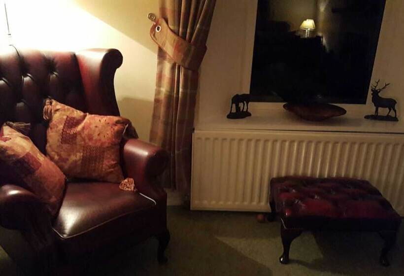 مبيت وإفطار Beech Lane Farmhouse