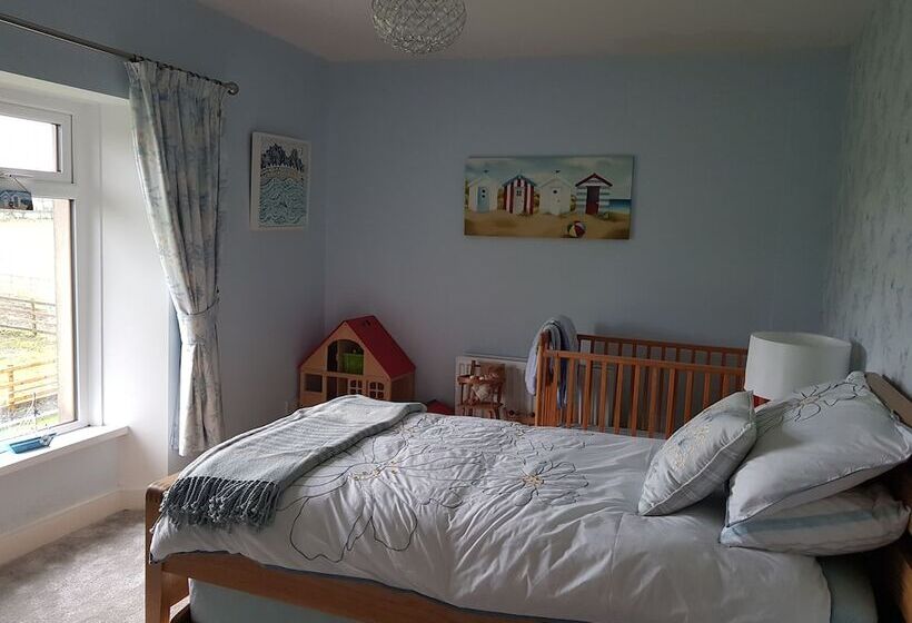 مبيت وإفطار Beech Lane Farmhouse