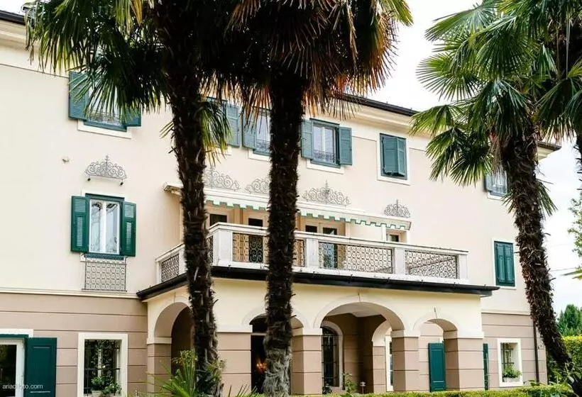 تختخواب و صبحانه Villa Rigatti