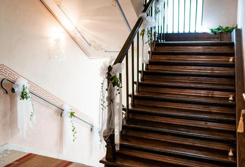 تختخواب و صبحانه Villa Rigatti