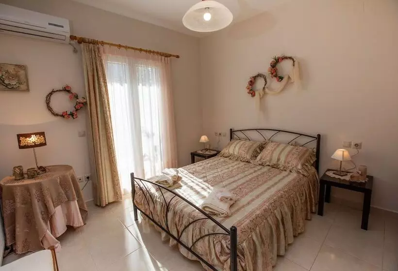 Elisso Apartment