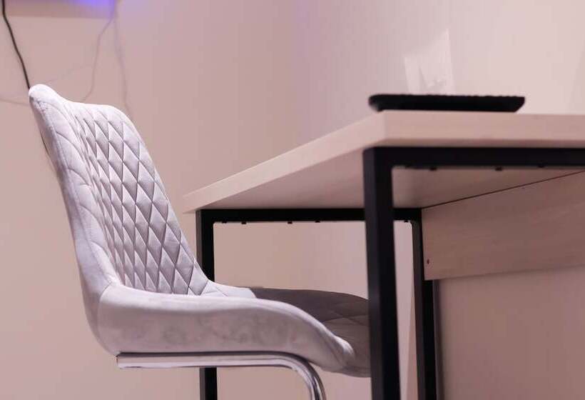 Everest Lodge Serviced Apartment