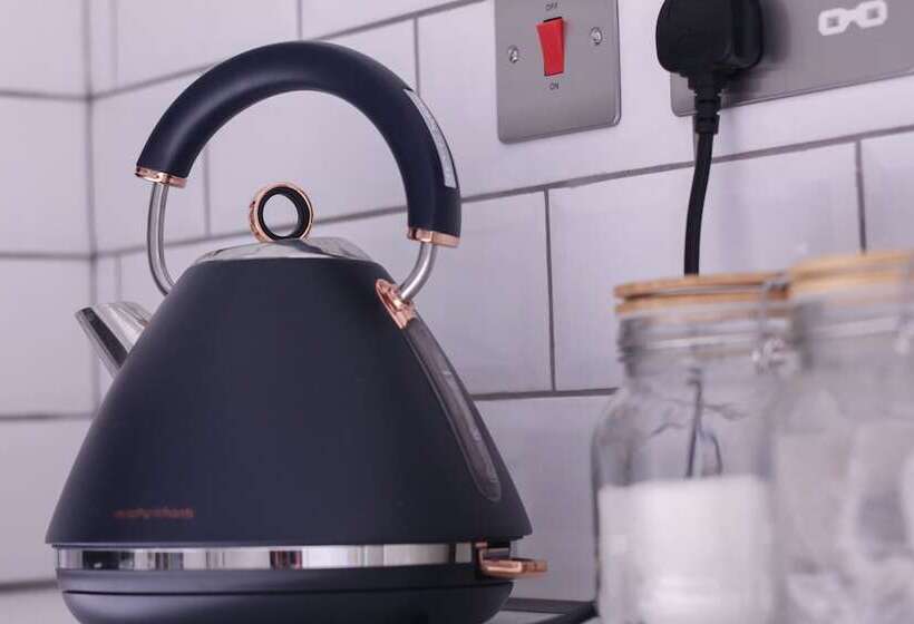 Everest Lodge Serviced Apartment