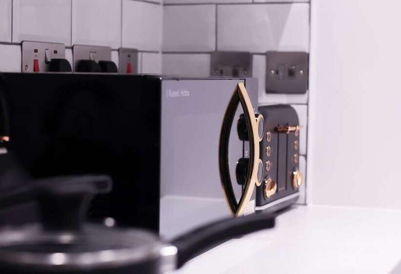 Everest Lodge Serviced Apartment