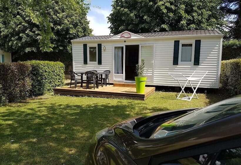 هتل Camping Moulin Du Roy