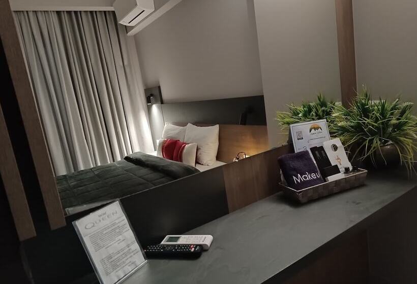 Пансион Elizabeth Queen Luxury Rooms