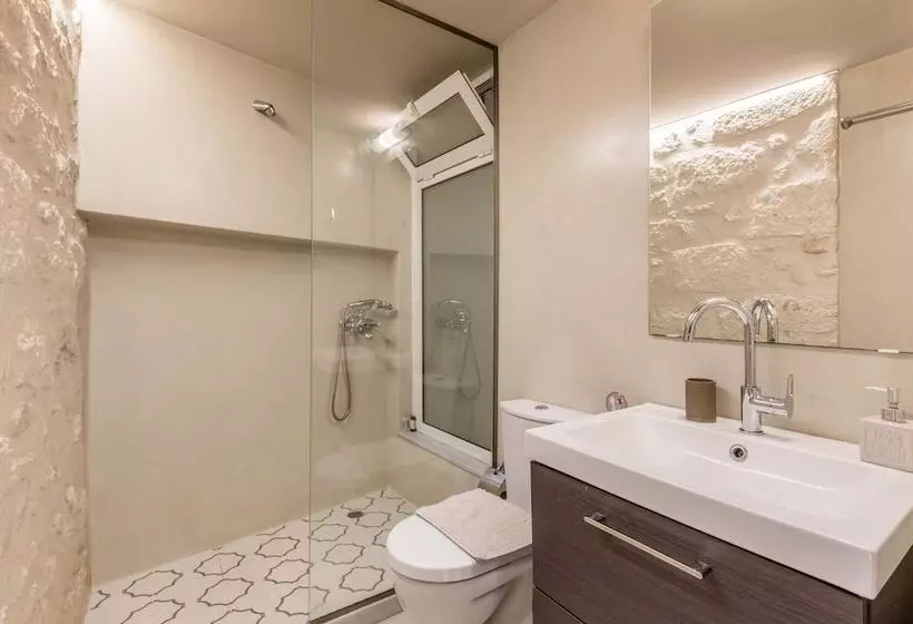 The Central Boutique Apartments