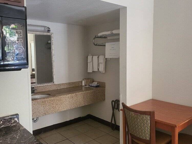 فندق Baymont By Wyndham Williamsburg