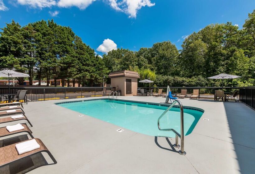 Otel Best Western Albemarle Inn