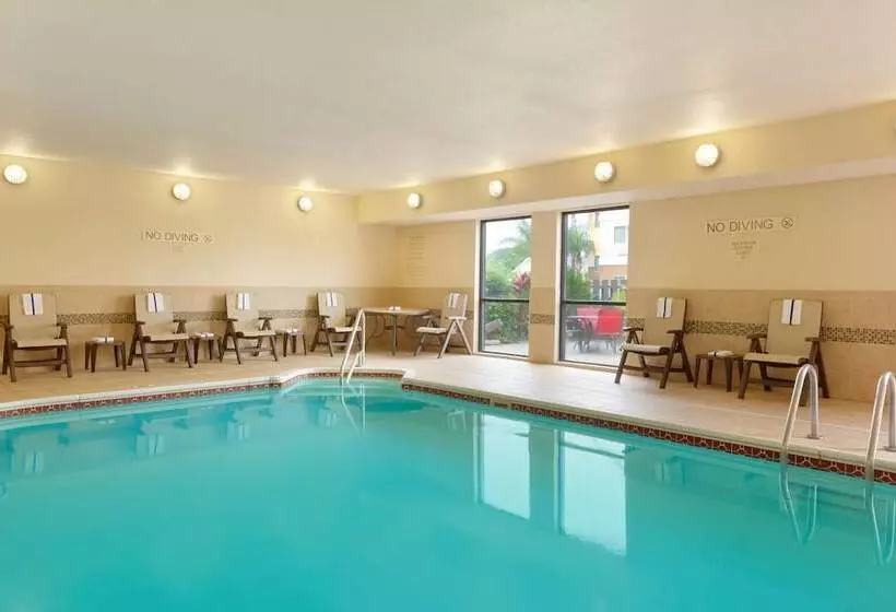 Отель Spark By Hilton South East Corpus Christi