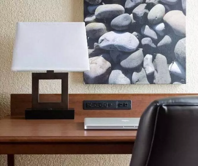 Отель Spark By Hilton South East Corpus Christi