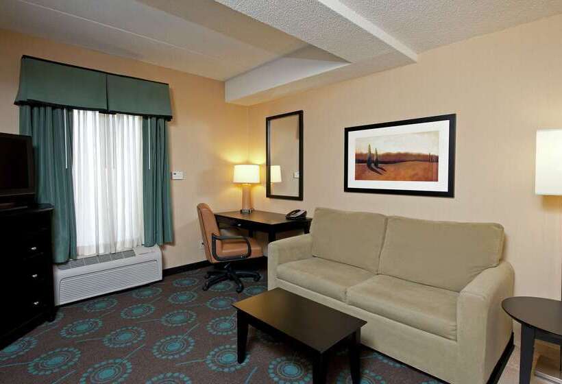 هتل Hampton Inn Bloomington