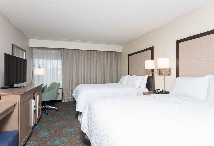 هتل Hampton Inn Bloomington