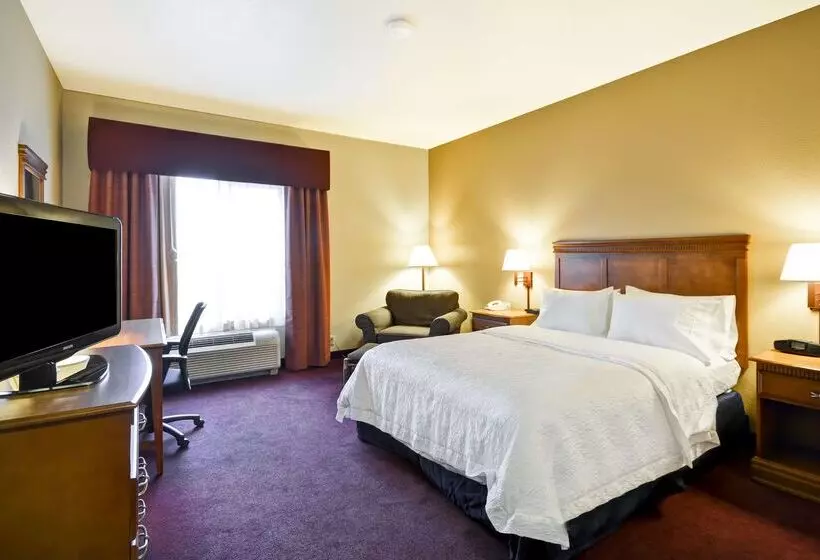 هتل Hampton Inn Bozeman