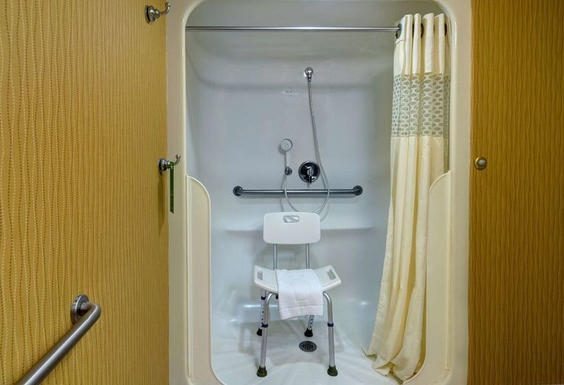 Отель Hampton Inn Chambersburg