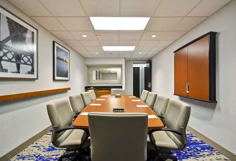 בית מלון כפרי Hampton Inn Detroit/northville