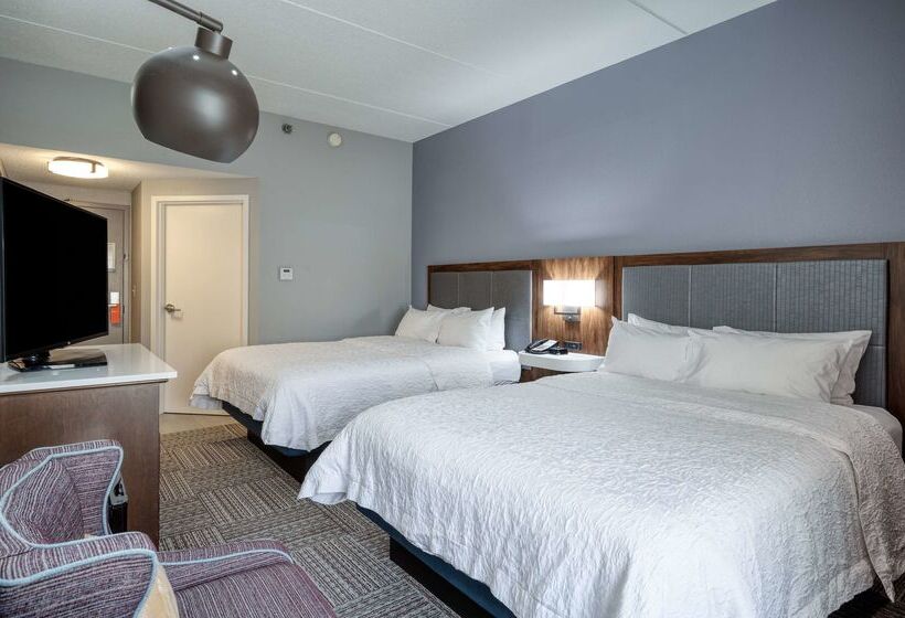 酒店 Hampton Inn Janesville